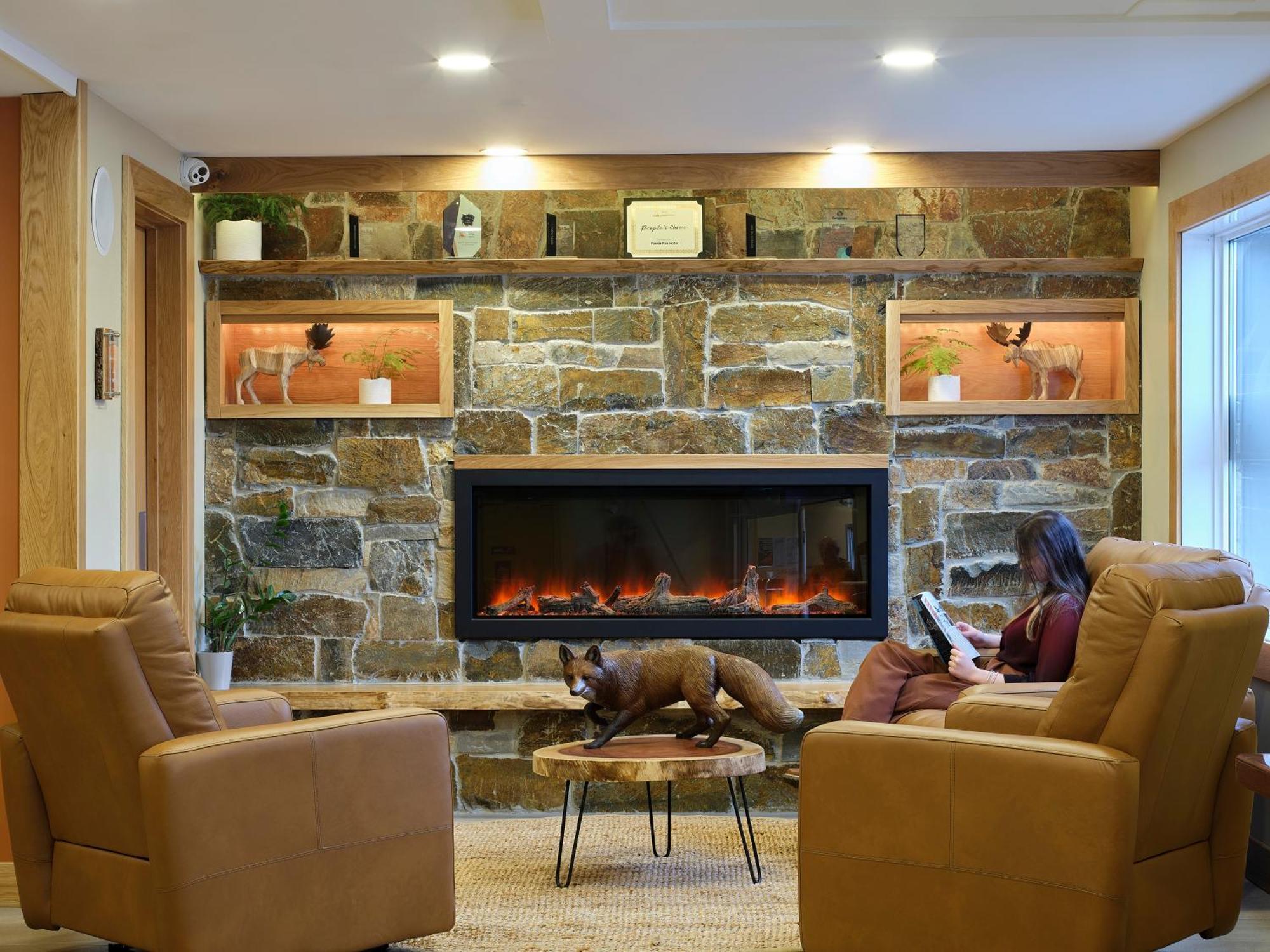 Fernie Fox Hotel Buitenkant foto